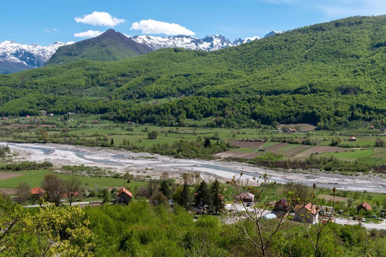 Ethno Star Bojovic Guest House Gusinje ภายนอก รูปภาพ