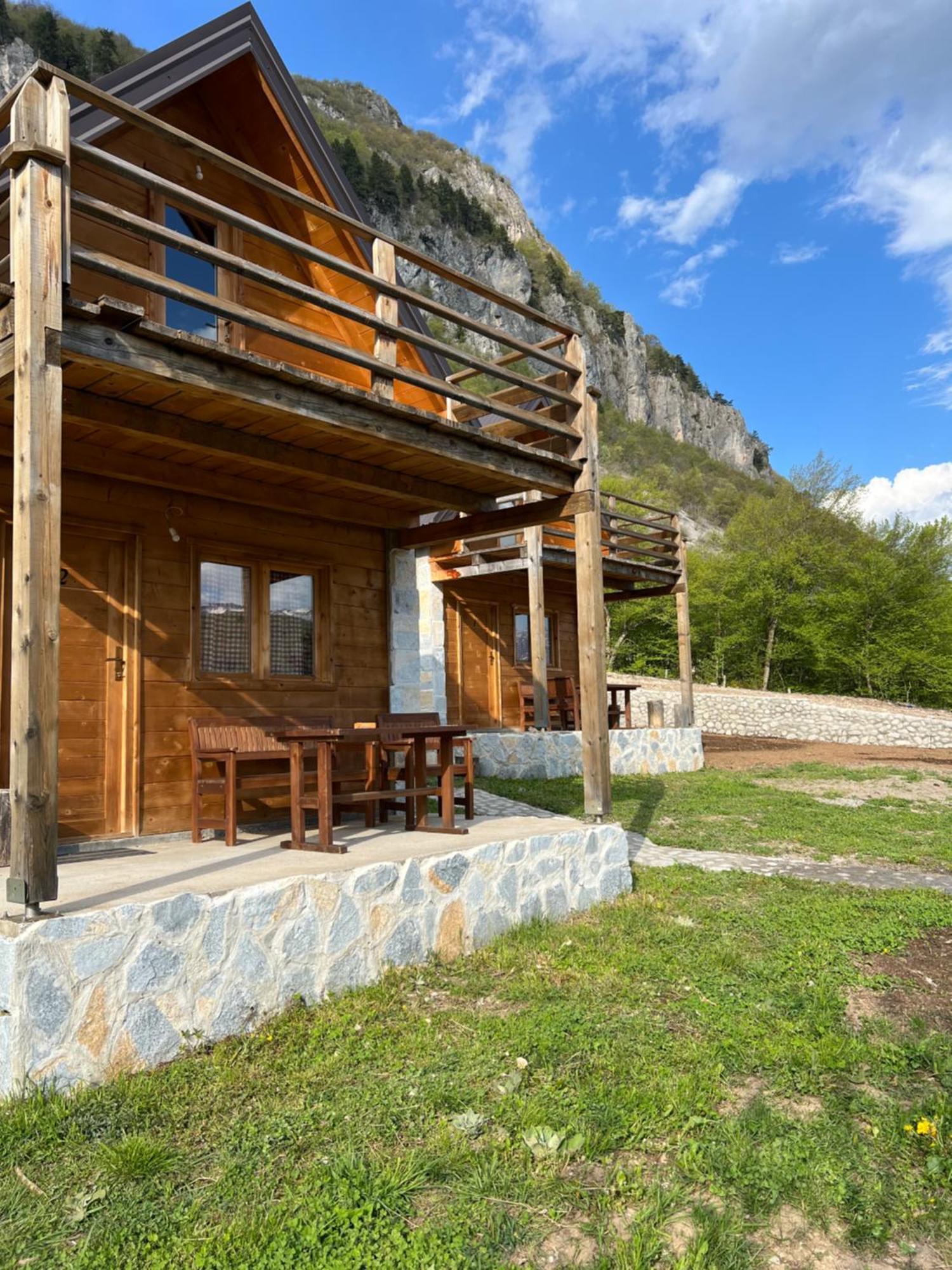 Ethno Star Bojovic Guest House Gusinje ภายนอก รูปภาพ